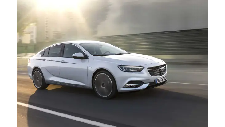 Opel Insignia Front Side 0 332817