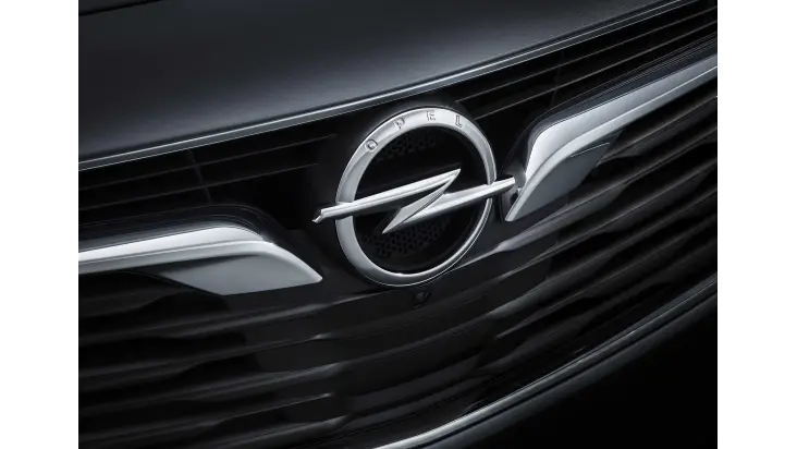 Opel Insignia Sports Tourer Close Up 0 525029